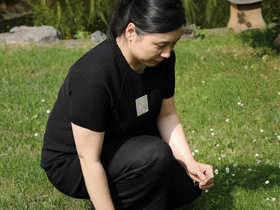 Schmückende Objekte – Überkreuz